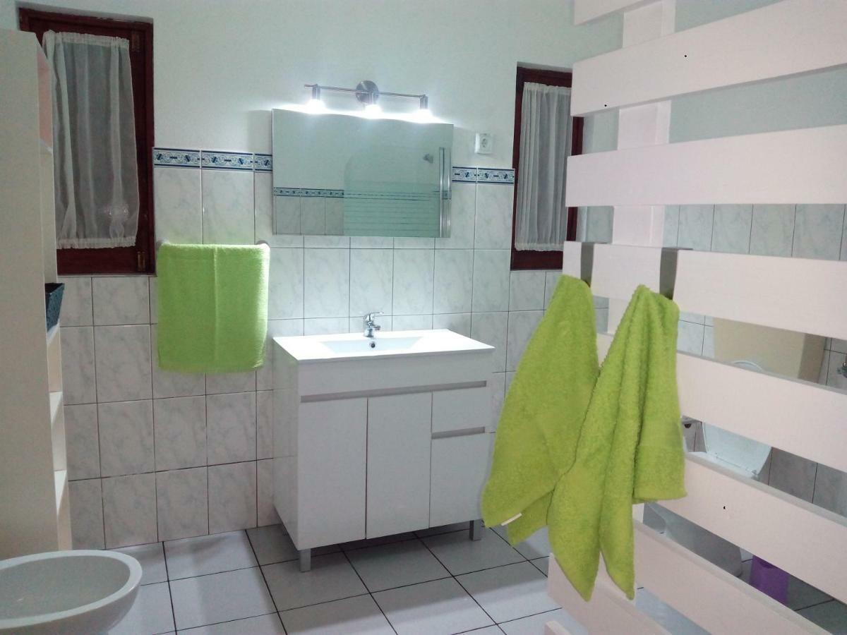 Quinta Do Quarteiro Hotel Povoacao  Bagian luar foto